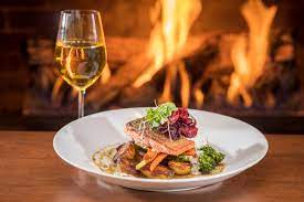 Discover Exceptional Value: Fixed Price Lunch & Evening Main Course Offers